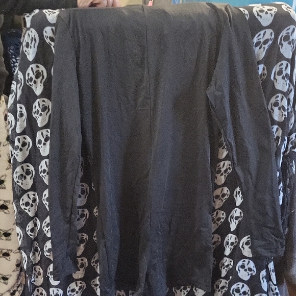 Spirit Skeleton Romper Costume - Black and White - Picture 6 of 9